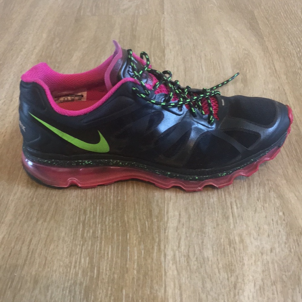 Nike Air Max Pink Black Green Women's Size 8